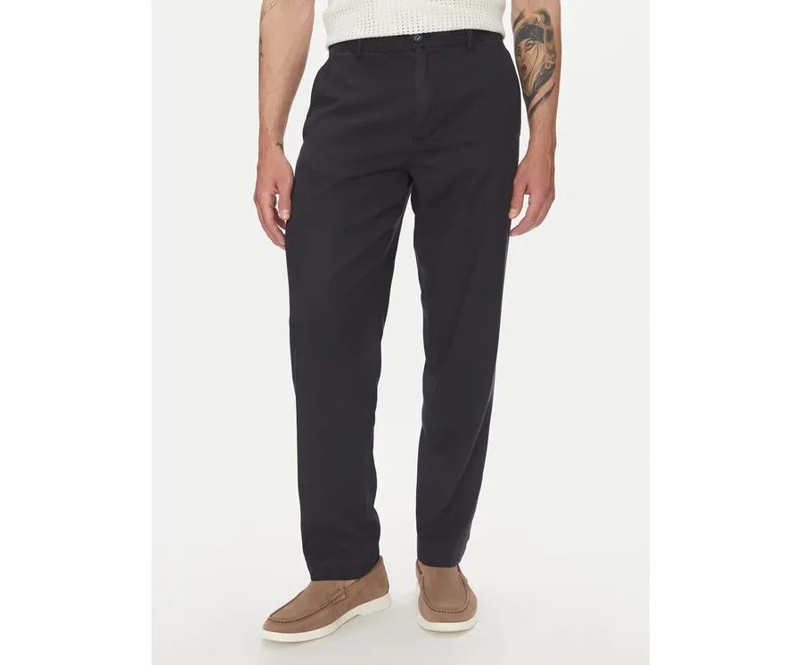 obrazek 1 Lindbergh Spodnie materiałowe 30-008031 Granatowy Relaxed Fit