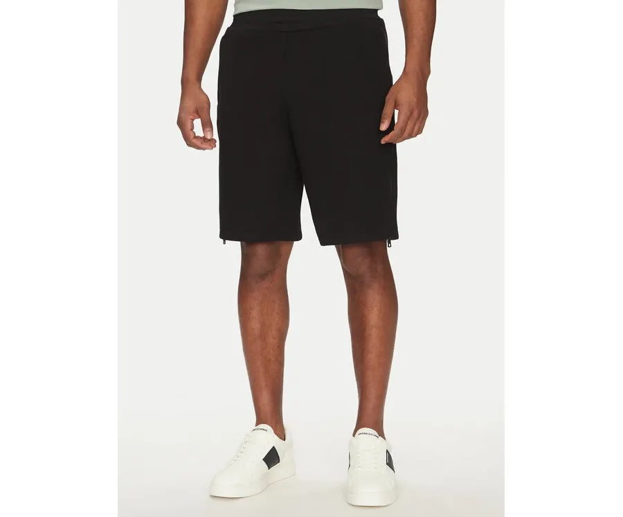 obrazek 1 EA7 Emporio Armani Szorty materiałowe 7M000143 AF13538 UC001 Czarny Regular Fit