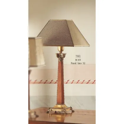 Picture Lamp with a square wooden trunk and a pyramid-shaped lampshade in ecru - Il Paralume Marina