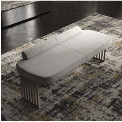 Zdjęcie Włoska ławka o oryginalnym designie