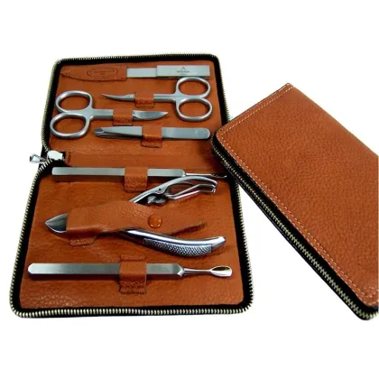 Zdjęcie Ekskluzywny skórzany zestaw do manicure