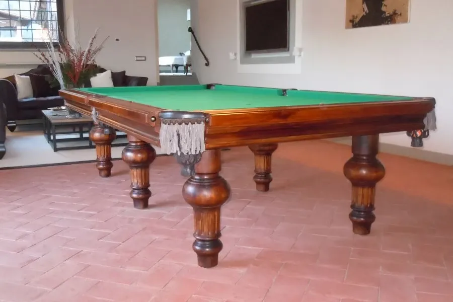 obrazek 2 Stylowy ręcznie wykonany stół bilardowy z Włoch