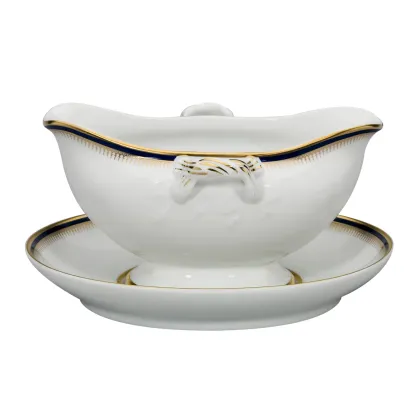 Picture Exclusive porcelain sauce boat with saucer from the Cambridge collection - Vista Alegre