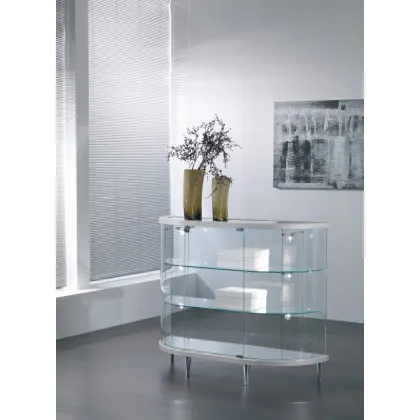 Zdjęcie Półowalna witryna do sklepu z regulowanymi na wysokość półkami