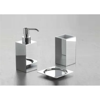 Zdjęcie Piękna stylowa szklanka do łazienki - Stilhaus