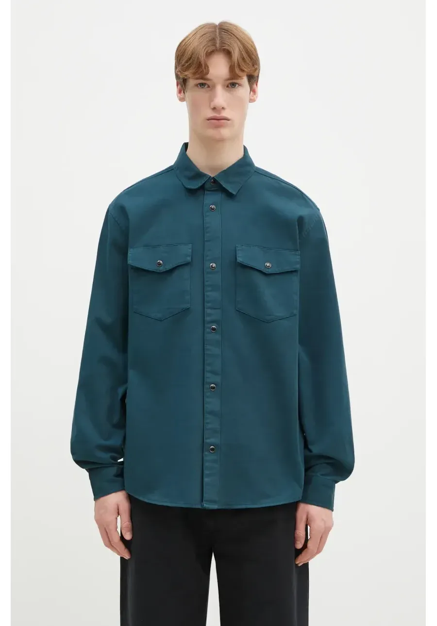 obrazek 1 Carhartt WIP koszula bawełniana Longsleeve Santa Fe Shirt męska kolor turkusowy relaxed z kołnierzykiem klasycznym I034384.0AUGD