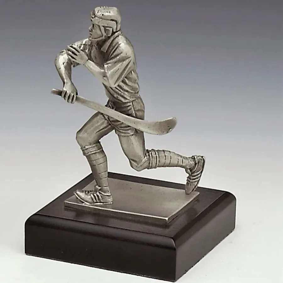 obrazek 1 Stylowe trofeum dla pojedynczego miotacza wykonane z pewteru