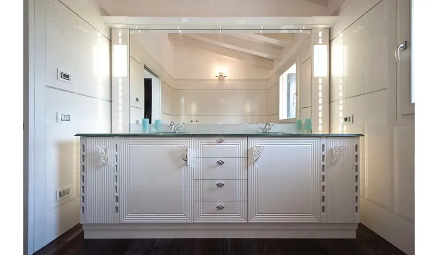 sophisticated Italian bathroom furniture