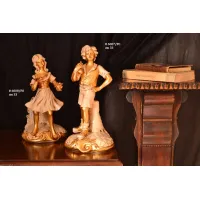 Zdjęcie Eleganckie figurki dekoracyjne z ceramiki
