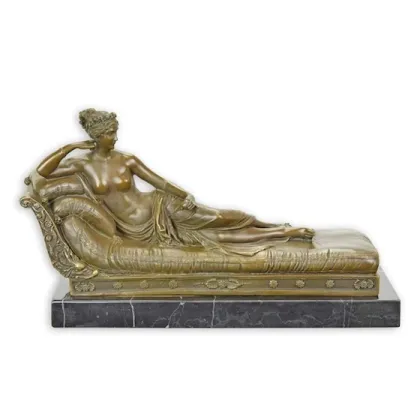 Picture A luxurious sculpture of Paulina Bonaparte made of bronze