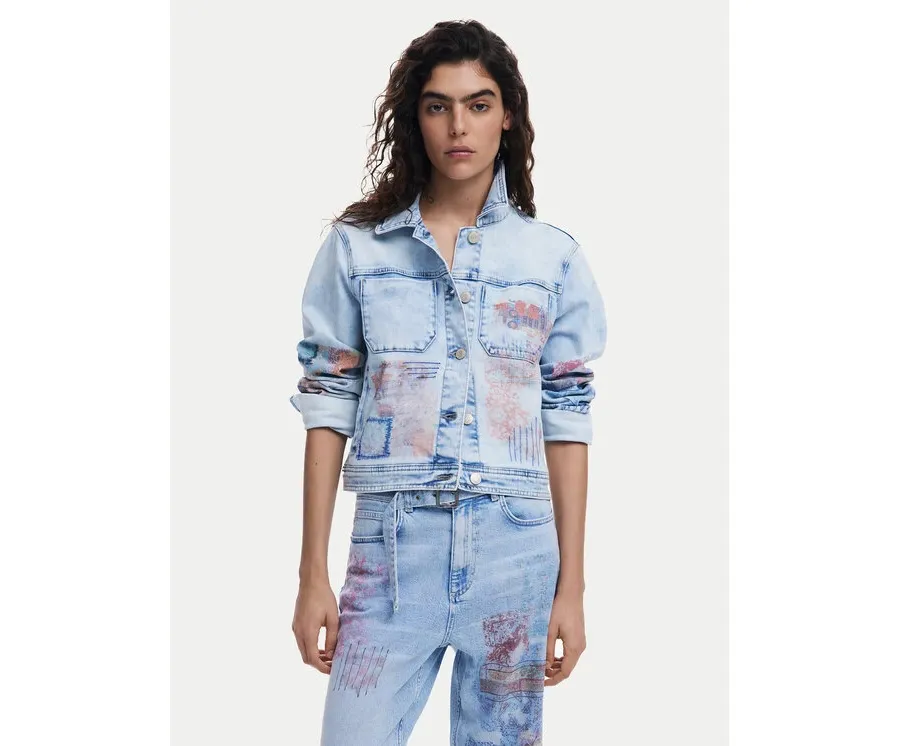 obrazek 1 Desigual Kurtka jeansowa Los Angeles 25SWED03 Niebieski Regular Fit