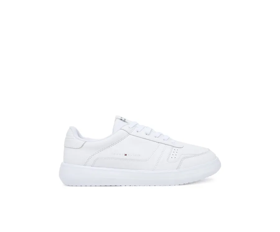 obrazek 1 Tommy Hilfiger Sneakersy Modern Lightcup FM0FM05529 Biały