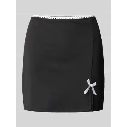Zdjęcie Spódnica mini z wiązanym detalem model ‘ZITA’