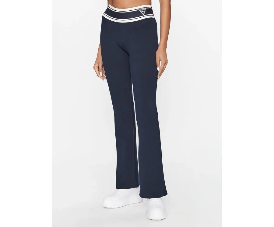 obrazek 1 Guess Spodnie dresowe V3BB09 KBCK2 Granatowy Regular Fit
