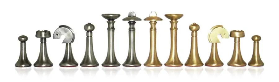 picture 3 Prestigious maple chess set 15B+523R