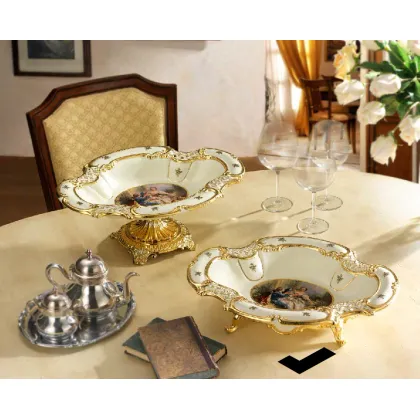 Zdjęcie Ceramiczna patera w barokowym stylu na nóżkach - Bruno Costenaro
