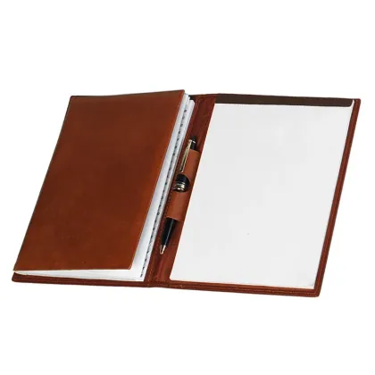 Zdjęcie Niepowtarzalny dziennik z książką telefoniczną!