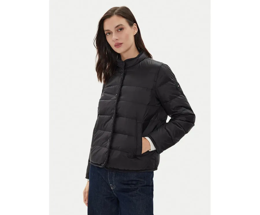 obrazek 1 Tommy Hilfiger Kurtka puchowa WW0WW42377 Czarny Regular Fit