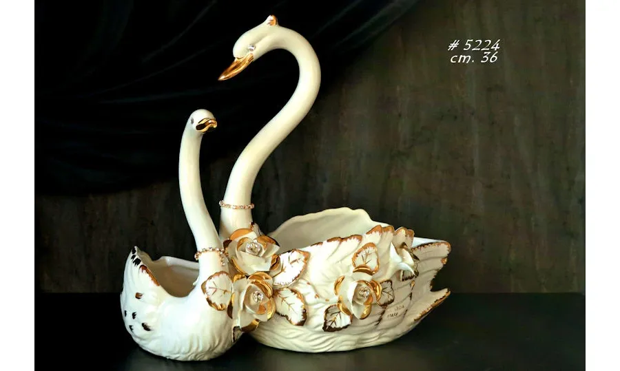 picture 1 Classic decoration - swan figurine