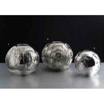 Picture Vases made of silver with animal motifs