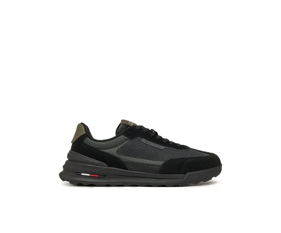 obrazek 1 Tommy Hilfiger Sneakersy Retro Runner Seasonal FM0FM05328 Czarny