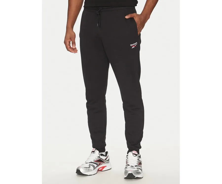 obrazek 1 Reebok Spodnie dresowe 100221800 139-18-00 Czarny Regular Fit