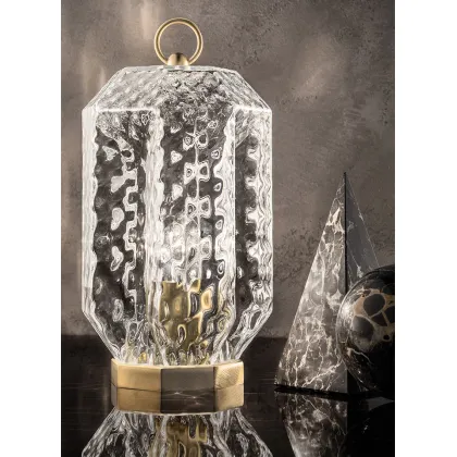 Zdjęcie Piękna solidna lampa na biurko z Włoch