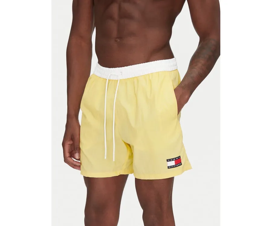 obrazek 1 Tommy Hilfiger Szorty kąpielowe UM0UM03455 Żółty Regular Fit