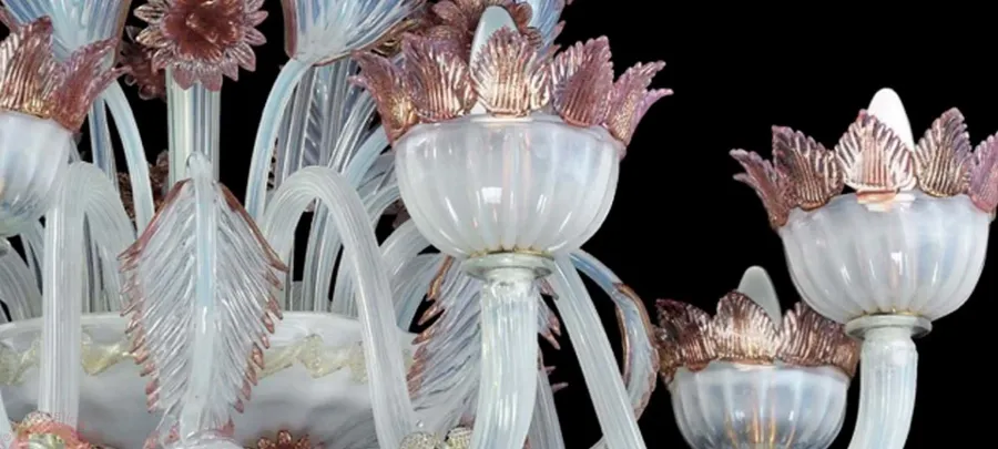 obrazek 1 Elegancki klasyczny żyrandol ze szkła Murano z Włoch - Vetreria Artistica Rosa