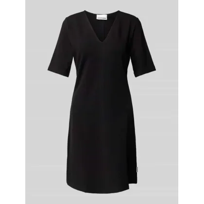 Zdjęcie Sukienka o długości do kolan z mieszanki wiskozy model ‘LESJAA’