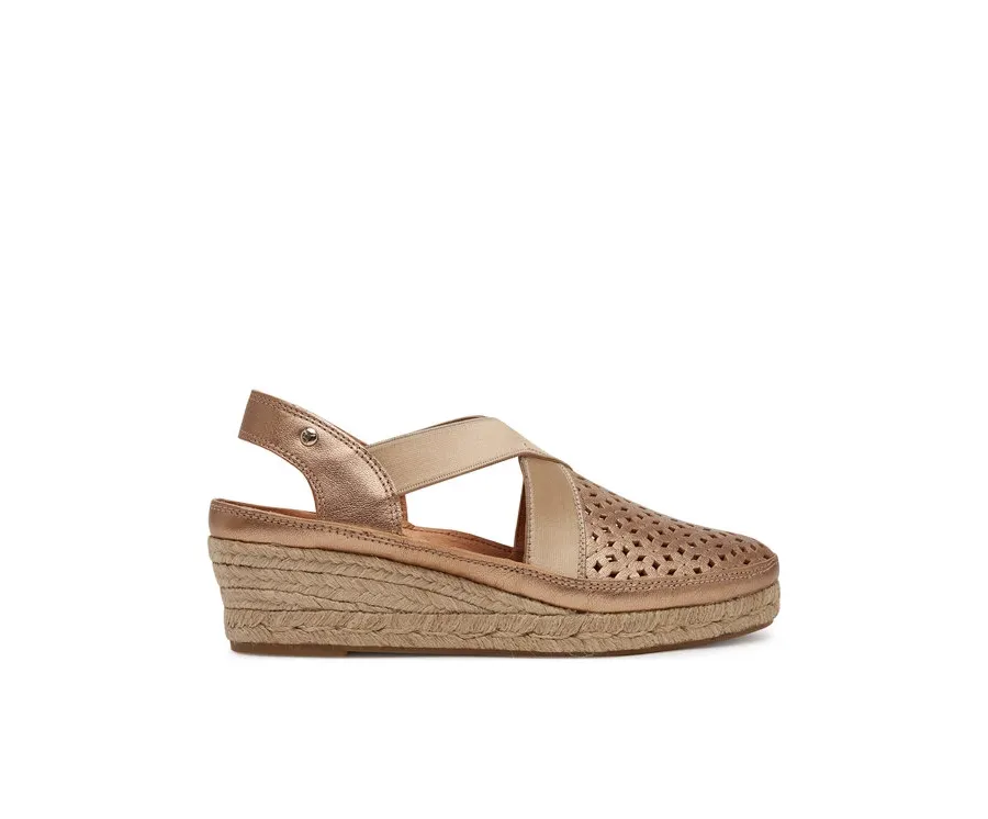 obrazek 1 Pikolinos Espadryle W4A-1546Cl Złoty
