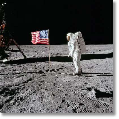 Zdjęcie Książka Buzz Aldrin. Apollo 11. ‘Flaga na Księżycu’ - Taschen