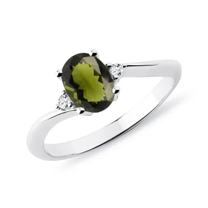 Zdjęcie Pierścionek z białego złota z mołdawitem i brylantami KLENOTA