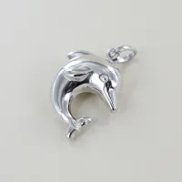Picture Italian pendant with a dolphin in white gold