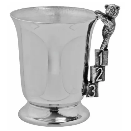 Zdjęcie Stylowy kubek z grawerem i unikalną rączką jako upominek dla dziecka