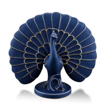 Zdjęcie Ceramiczny paw z otwartym pióropuszem zdobionym złotem - Ahura