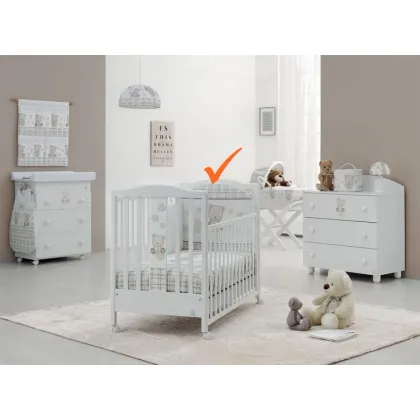 Zdjęcie Drewniane włoskie łóżeczko z wyposażeniem - Italbaby