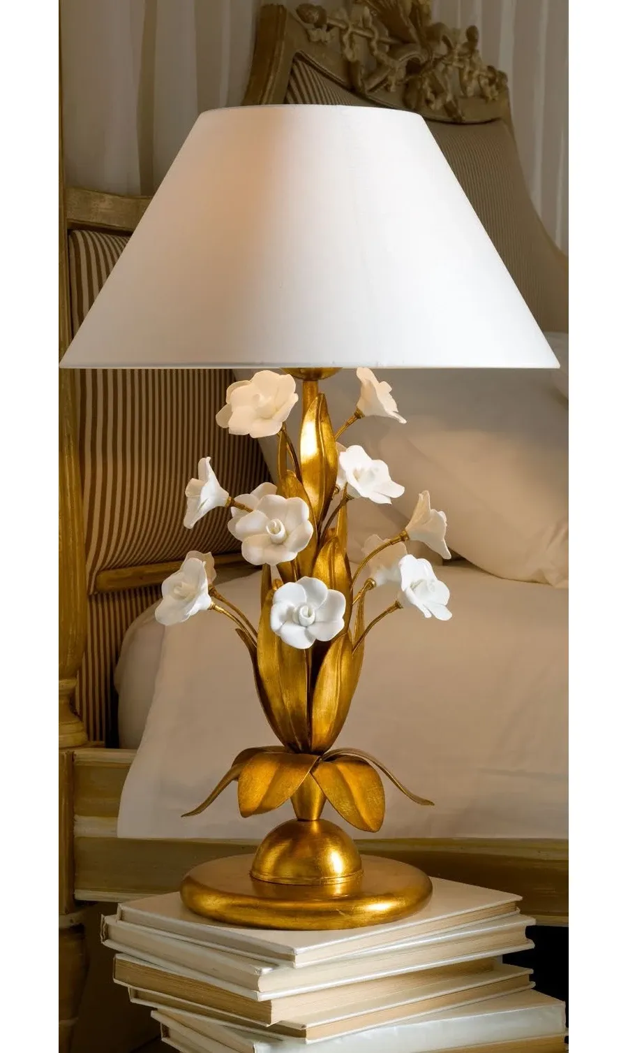 obrazek 1 Szykowna lampa z kwiatami do sypialni - Euro Lamp Art