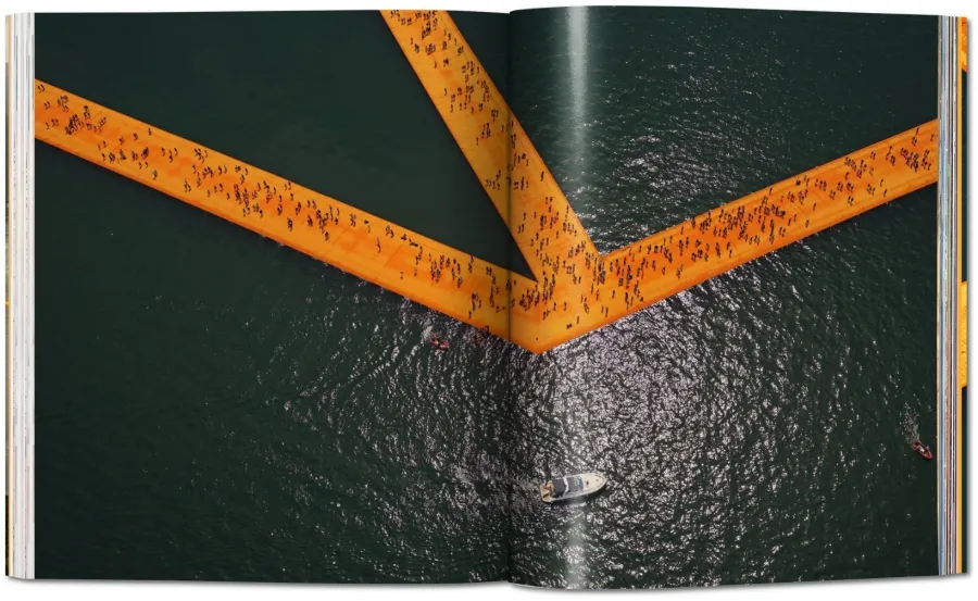 obrazek 7 Książka Christo and Jeanne-Claude. The Floating Piers - Taschen