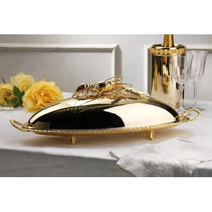Picture An elegant tray with a cover for serving fish from an Italian manufacturer