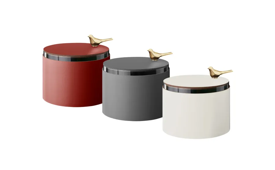 obrazek 3 Stylowe białe pudełko Ø15xH10 cm wykonane z naturalnej skóry