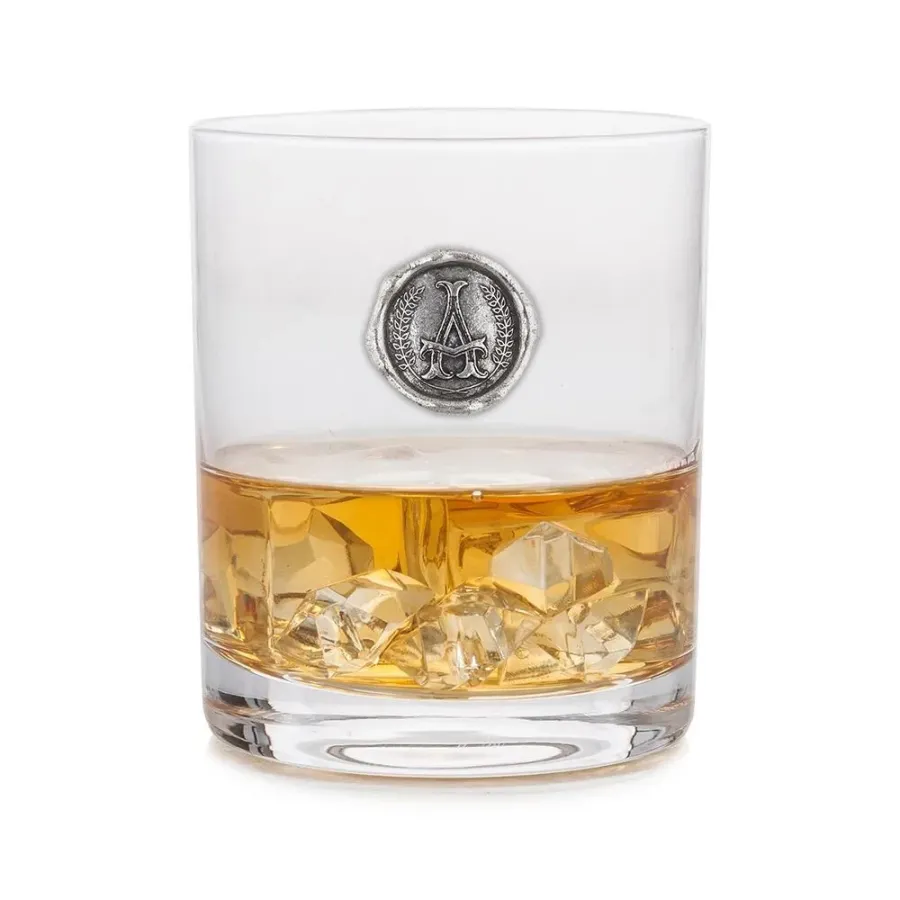 obrazek 1 Luksusowy prezent - szklanka do whisky z cynowym emblematem ze stylizowaną literą „A”