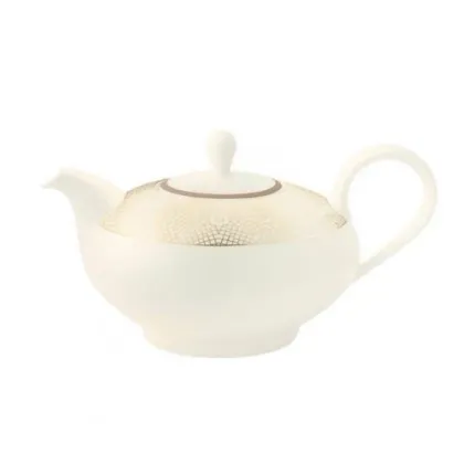 Picture German cream tea kettle made of porcelain decorated with a gold pattern - Tettau