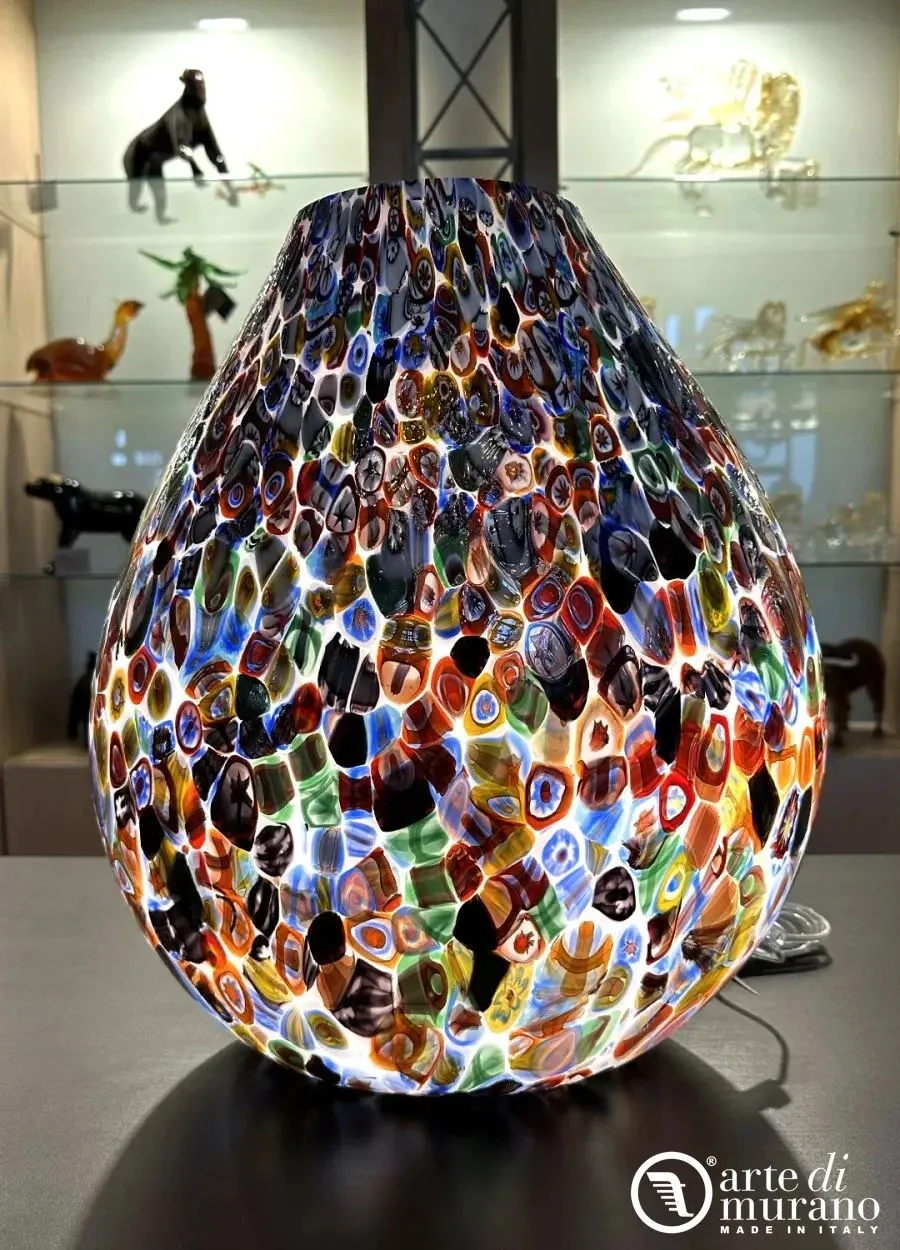 obrazek 1 Urokliwa stołowa lampa w kształcie jajka - szkło Murano