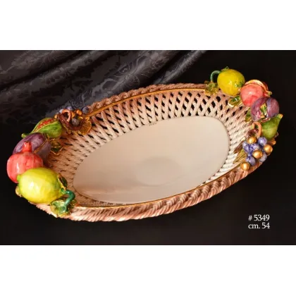 Zdjęcie Ładna patera ceramiczna na stół do jadalni