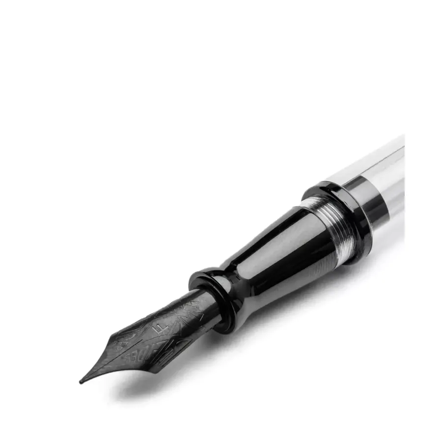 obrazek 1 Stylowe pióro wieczne Avatar Ur - Demo Black Clear EF