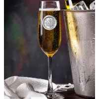 Zdjęcie Unikalny kieliszek do szampana od angielskiego producenta