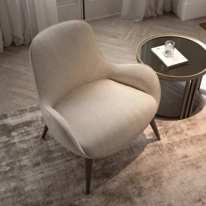 Zdjęcie Wyjątkowy designerski fotel do salonu z Włoch