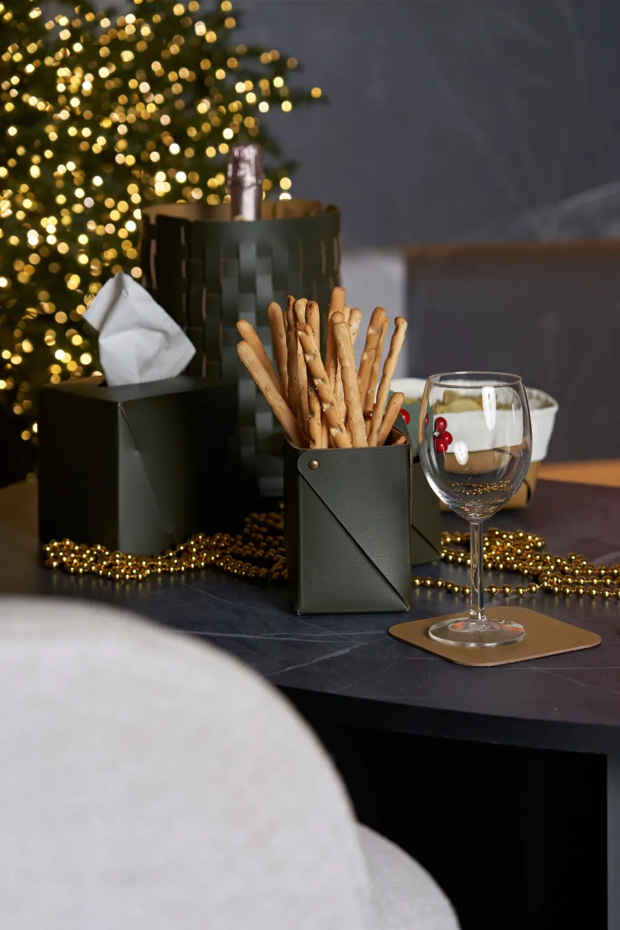 obrazek 4 Skórzana kwadratowa podkładka na stół w kolorze musztardowym i oliwkowym