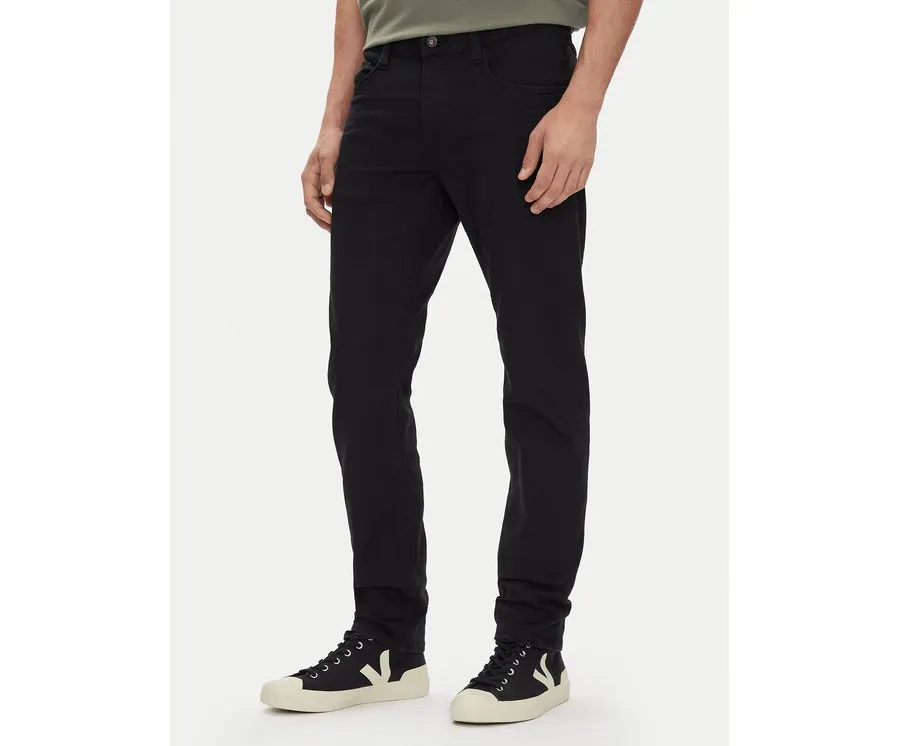 obrazek 1 Mustang Jeansy Oregon K 1016320 Czarny Slim Fit